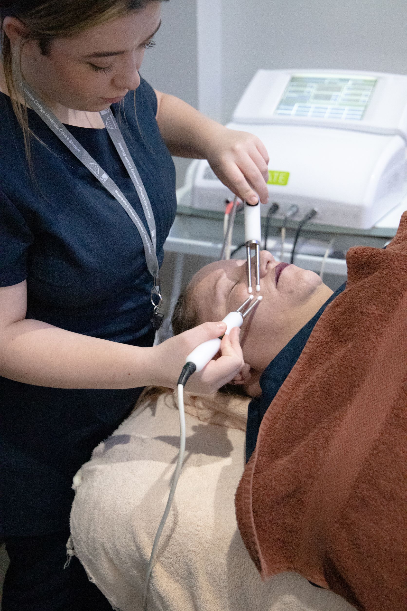 Newcastle College Hair And Beauty 11 (1)