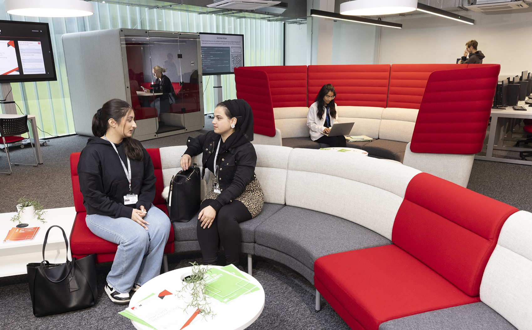HE Hub Collaborative Spaces